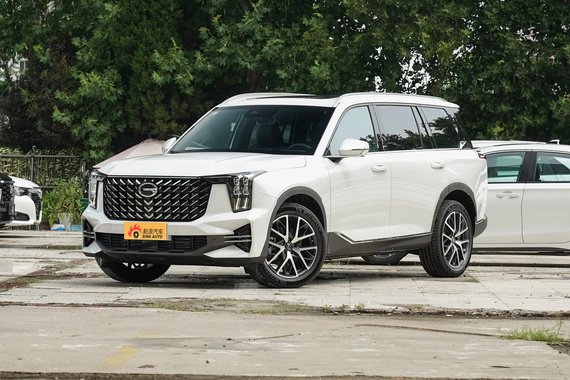 价格来说话，12月新浪报价，广汽传祺传祺GS8全国新车13.61万起