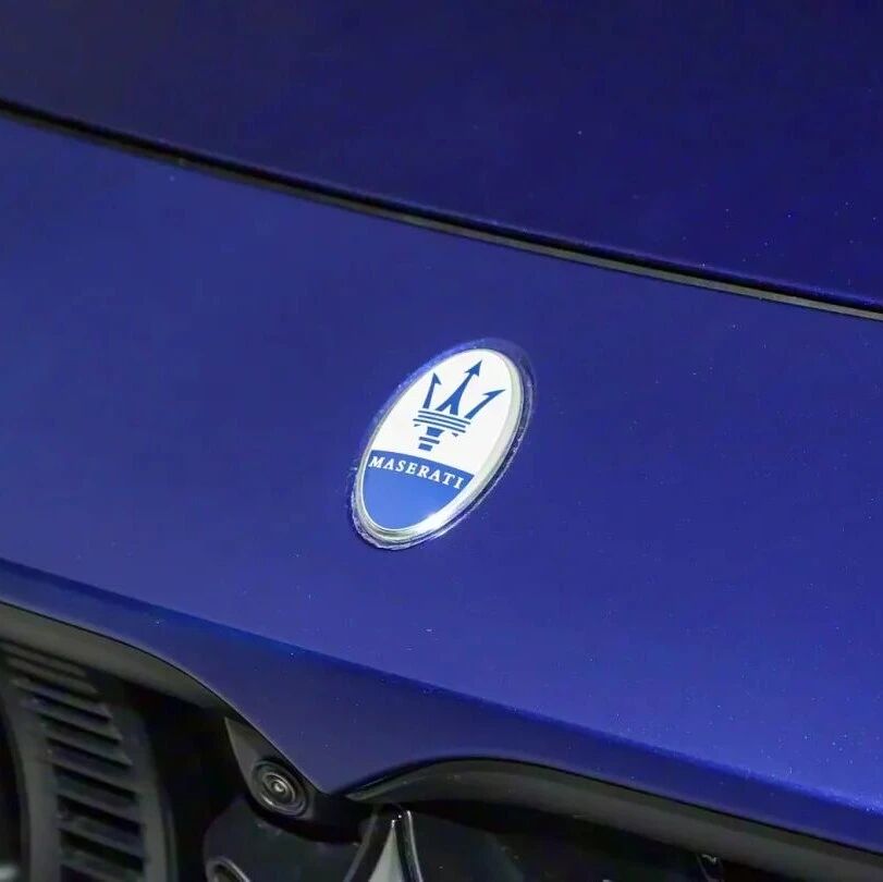 某豪华纯电打折被抢空 销售：不建议买