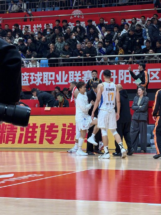 赵睿加盟北京首秀砍11+7+2断，他真能成为北汽男篮的争冠关键先生吗？