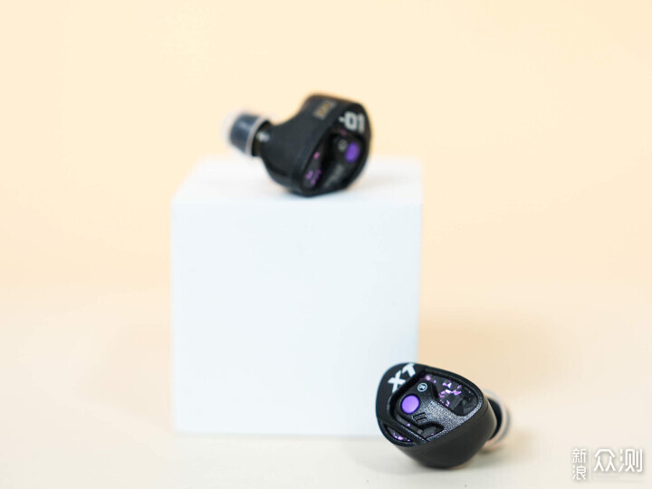 唐族Tangzu 薛濤XT-01 遊戲 / 聽歌全hold住_新浪眾測