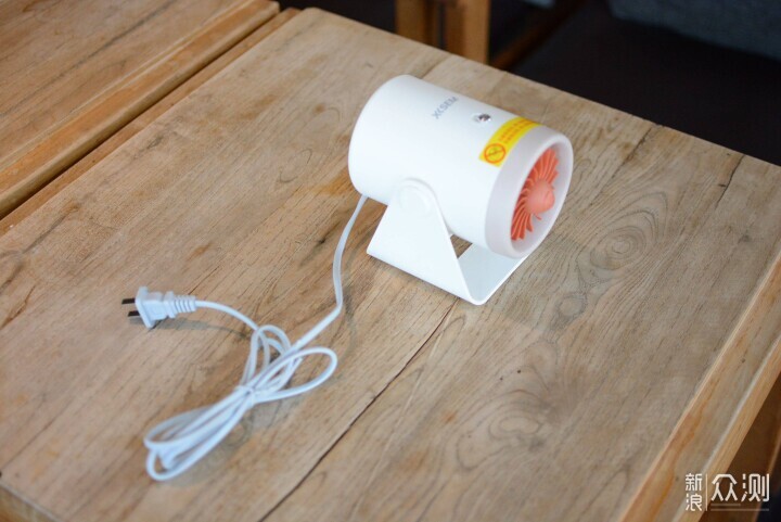 百元價位製熱神器！西聖Warm mini桌面暖風機_新浪眾測