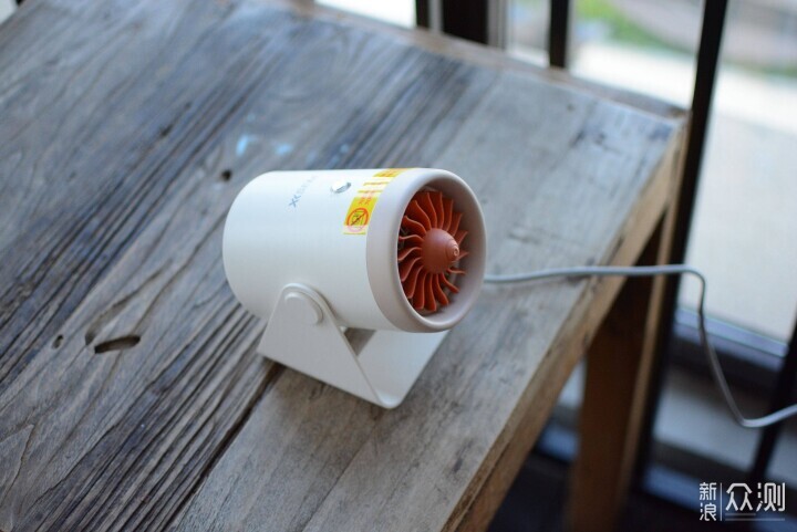 百元價位製熱神器！西聖Warm mini桌面暖風機_新浪眾測