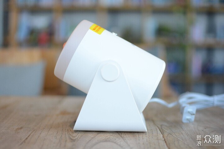 百元價位製熱神器！西聖Warm mini桌面暖風機_新浪眾測