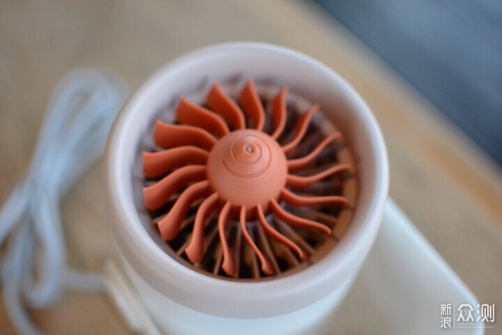 百元價位製熱神器！西聖Warm mini桌面暖風機_新浪眾測