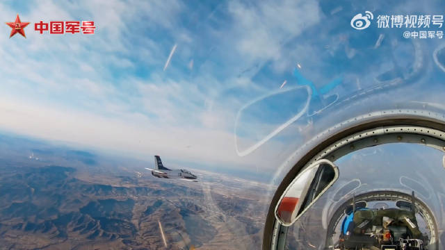 看海军战机训练