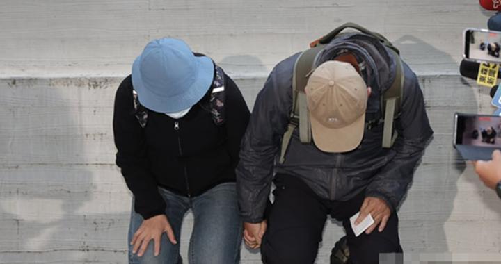 台北市随机攻击案，犯罪嫌疑人父母下跪向各界道歉