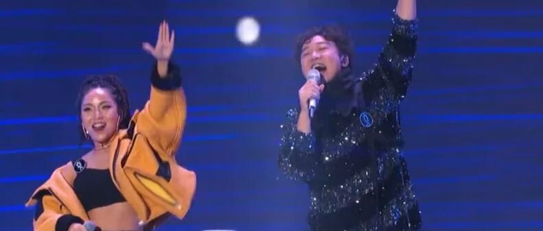 “奥特曼贴纸当暗号可直接进场”，涉陈奕迅张学友演唱会，2人受贿，非法获利19.4万余元