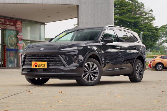 空间足够，操控给力，最高还能便宜6.42万，这样的别克昂科威Plus不来一沓？