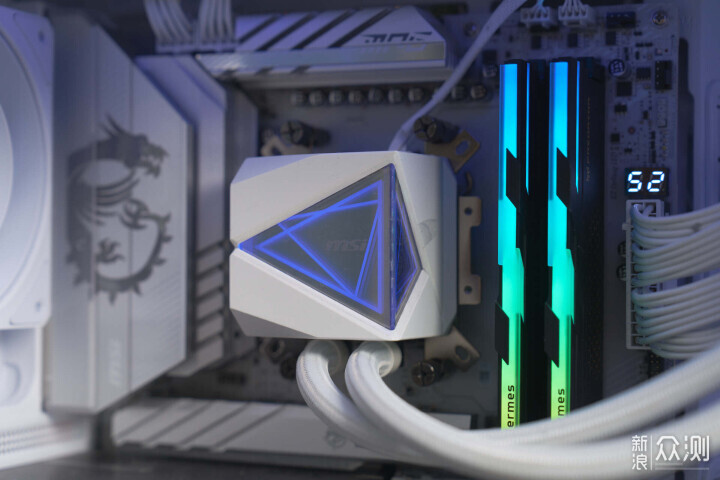 越級對標旗艦微星B850刀鋒鈦主板實力比肩X870_新浪眾測