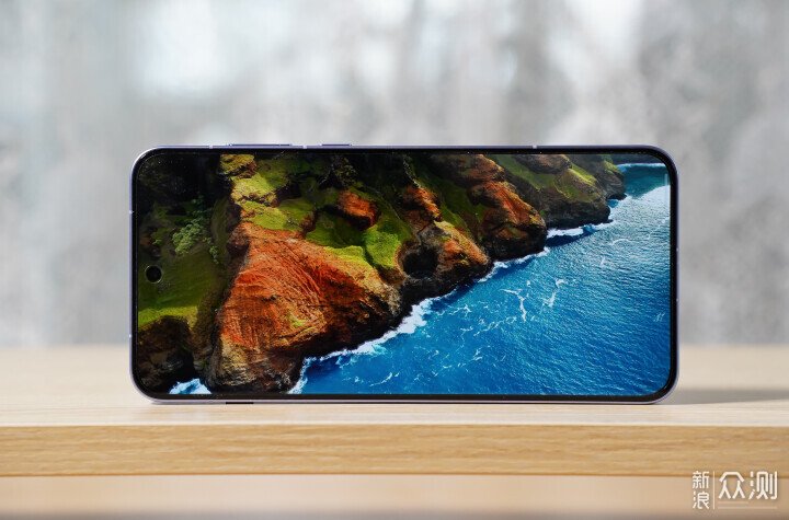 外觀秀美+武藝高強+續航逆天,一加Ace 6T分享 _新浪眾測