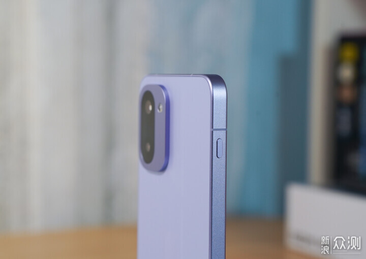 外觀秀美+武藝高強+續航逆天,一加Ace 6T分享 _新浪眾測