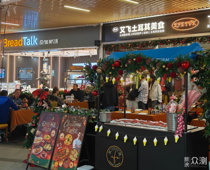 外觀秀美+武藝高強+續航逆天,一加Ace 6T分享 _新浪眾測