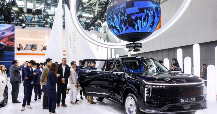 连续四个月销量破万后，智己汽车官宣“全成本口径盈利”