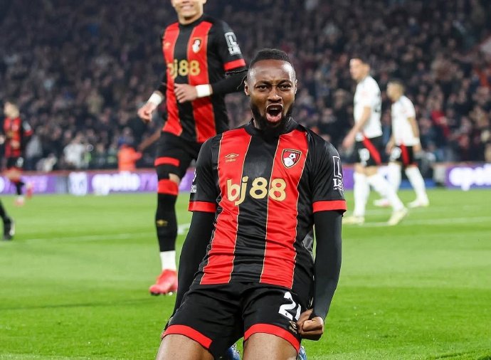 塞梅尼奥转会争夺战，曼城vs利物浦谁将笑到最后？