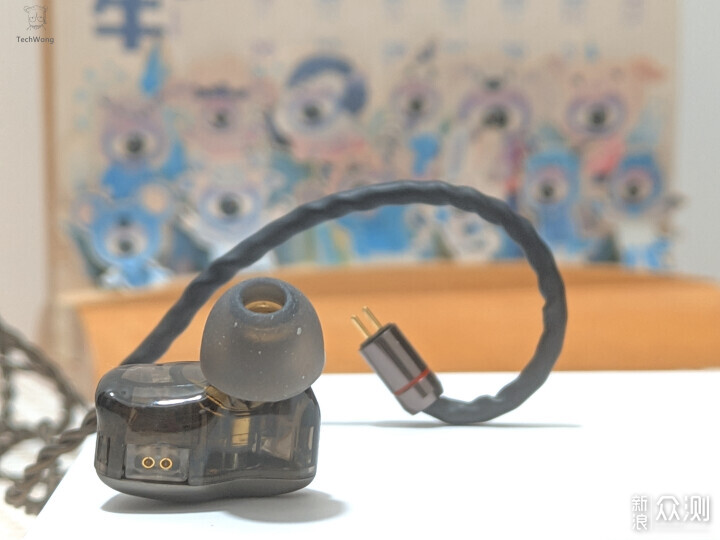 發燒級Hifi耳機全場景暢聽，百元價位音質王者_新浪眾測