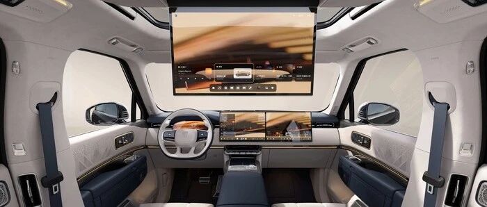 韩面板大厂宣布成功打入极氪9X ：供应3款车载OLED屏