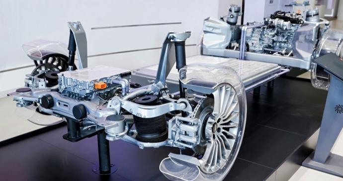 长城汽车发布全球首个原生AI全动力平台“归元”