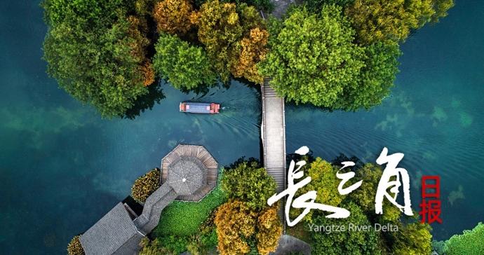 歌手田震邀请江苏女足听演唱会