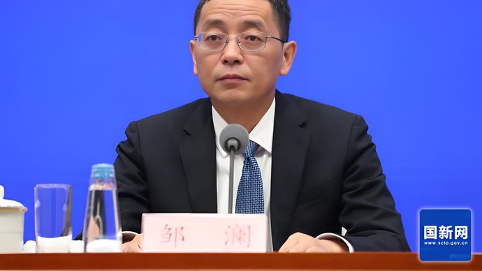 央行发布去年金融数据 降息力挺民企再贷款