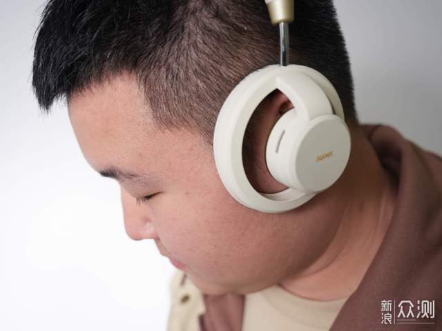 學生黨實測南卡Bolt：讓我享受學習與運動_新浪眾測