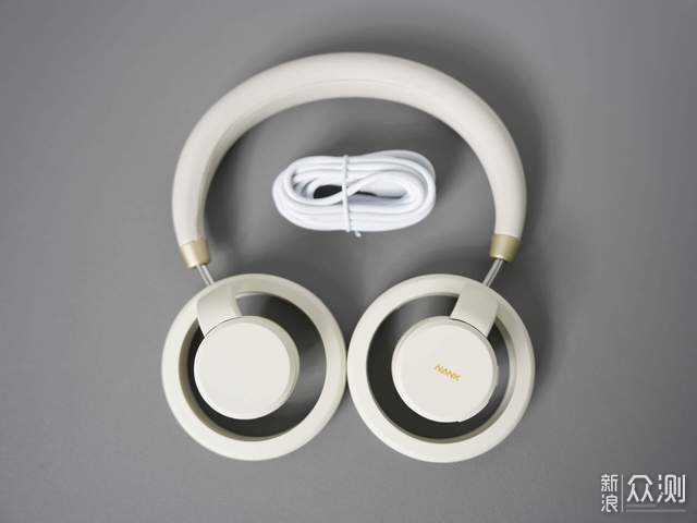 學生黨實測南卡Bolt：讓我享受學習與運動_新浪眾測