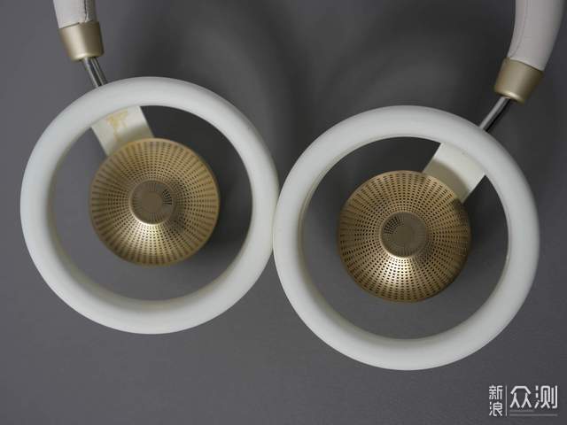 學生黨實測南卡Bolt：讓我享受學習與運動_新浪眾測