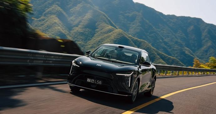 20万级新能源SUV赛道突围，智己LS6累计交付破10万