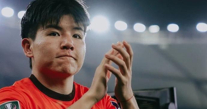 新民场外音丨关尹：武磊后终于有中国球员加盟五大联赛，别让徐彬成为“独苗”