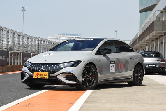 奔驰AMG EQE促销中，最高直降23.35万，新车全国62.85万起！