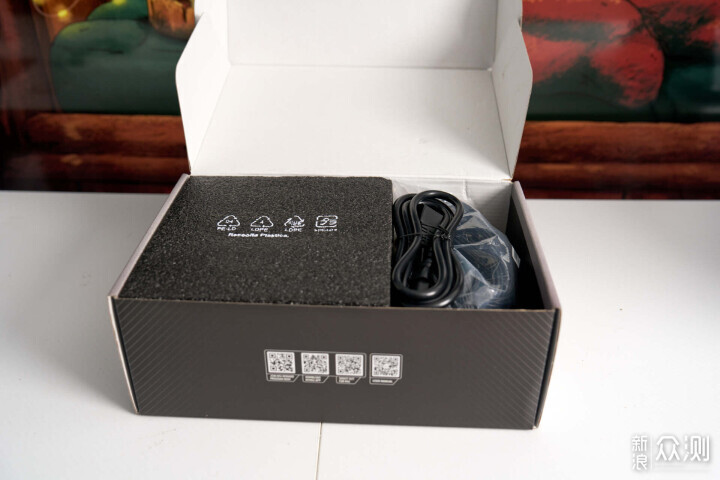 十年質保白金全模｜微星PROA1000PL PCIE5電源_新浪眾測