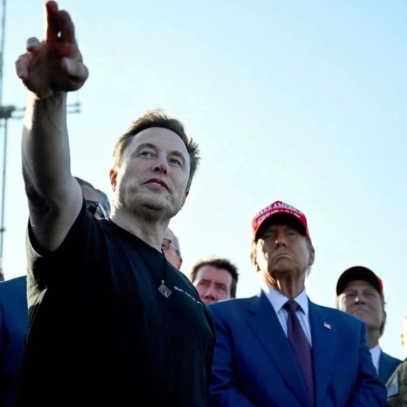 马斯克宣布重大战略调整