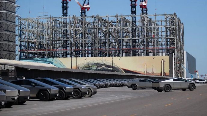 木头姐太空ETF首买特斯拉引发合并猜想