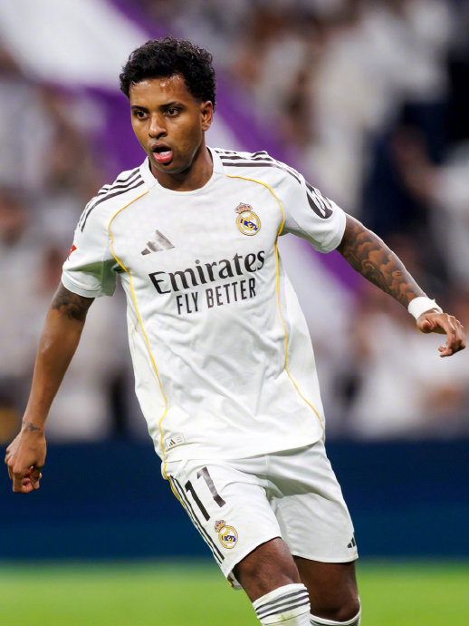 皇马7连胜背后伤病名单达4人，密集赛程下球员负荷管理已成无解题？