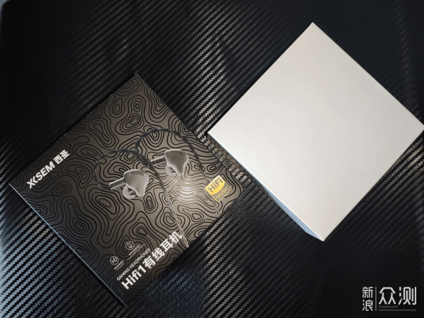 百元HiFi的越級驚喜：西聖入耳式HiFi耳機評測 _新浪眾測