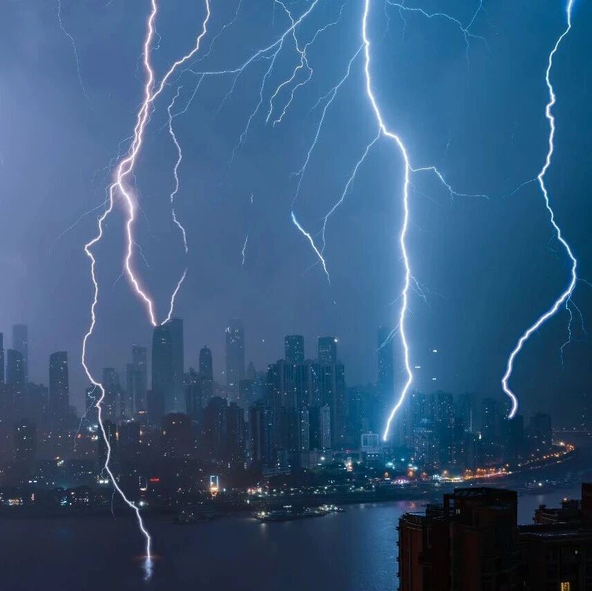 深夜，美股风云突变，大型中概股普跌，存储概念股冲高回落！大量散户涌入股市，高盛：对冲基金正大举卖出 | 美股开盘