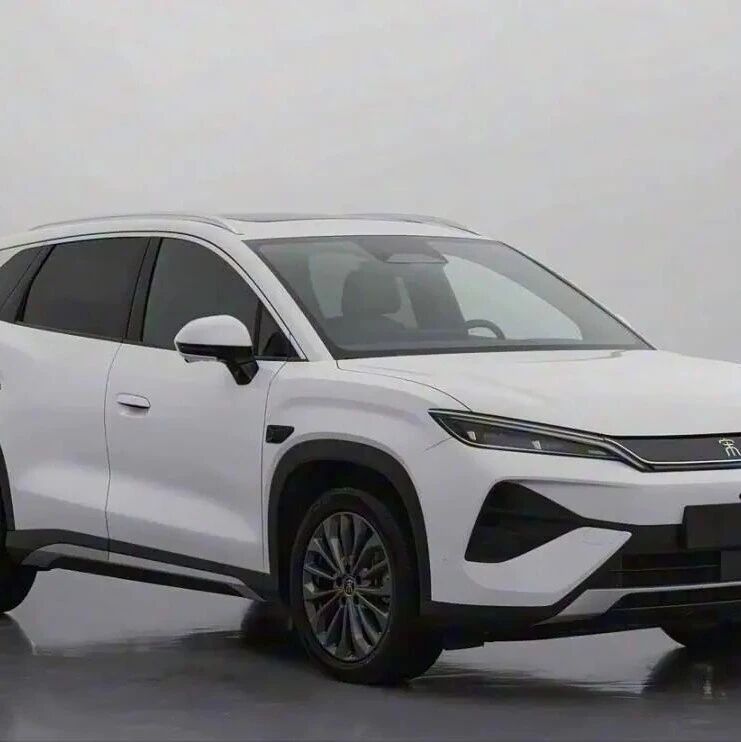 比亚迪宋Ultra EV的亮相，展现了比亚迪在纯电SUV领域的强大实力