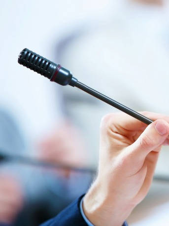 县委书记账号留言激增当地发公告