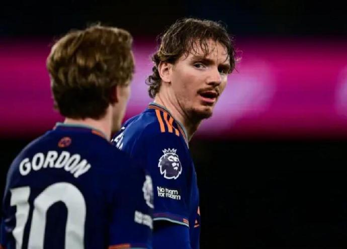 沃尔特马德陷8号位迷局，外援适应英超为何总需付‘学费’？