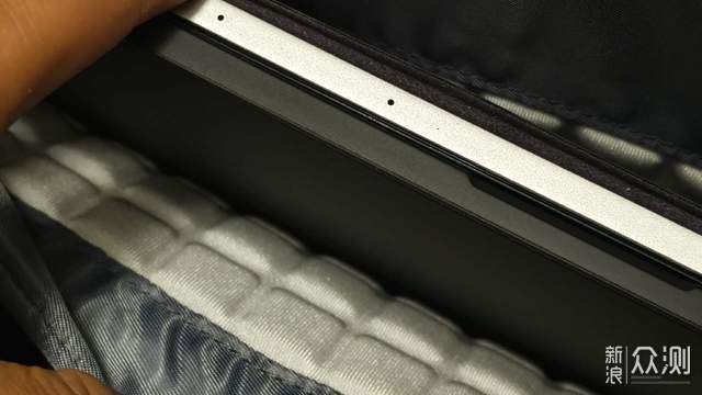 光影行星蓋亞斜挎相機包,城市攝影優選_新浪眾測