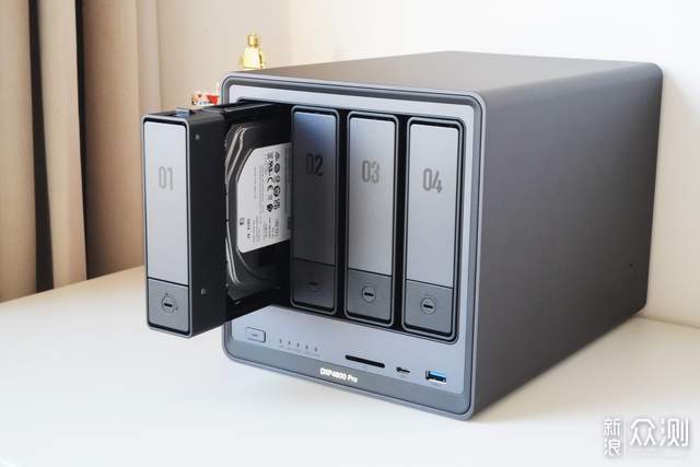 存儲、辦公、影音,綠聯DXP4800 Pro一台搞定_新浪眾測