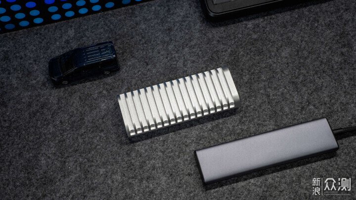 三防抗摔，戶外硬核存儲鐵威馬D1 SSD硬盤盒_新浪眾測