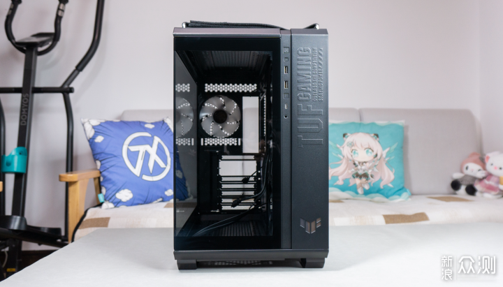 Asus創夢PF120風扇+AsusTUF GT502的極簡光域_新浪眾測
