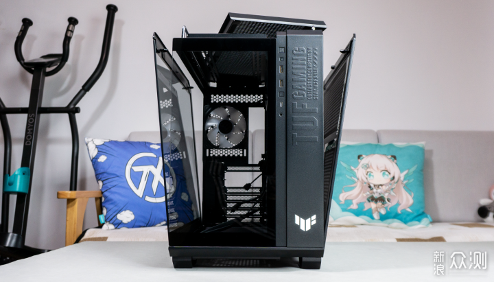 Asus創夢PF120風扇+AsusTUF GT502的極簡光域_新浪眾測