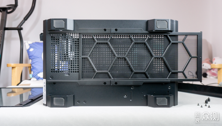 Asus創夢PF120風扇+AsusTUF GT502的極簡光域_新浪眾測