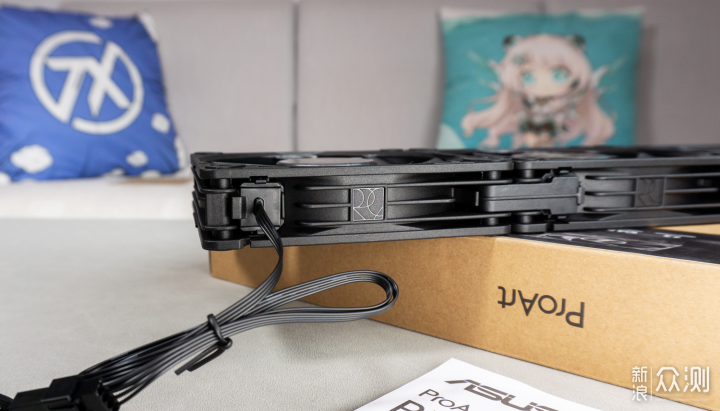 Asus創夢PF120風扇+AsusTUF GT502的極簡光域_新浪眾測