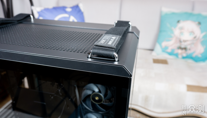 Asus創夢PF120風扇+AsusTUF GT502的極簡光域_新浪眾測