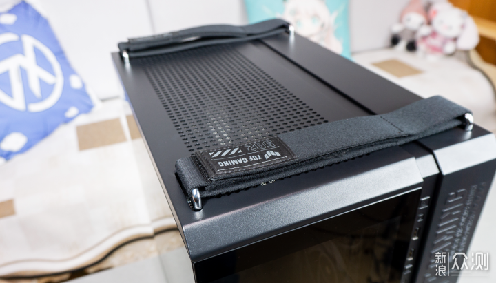 Asus創夢PF120風扇+AsusTUF GT502的極簡光域_新浪眾測