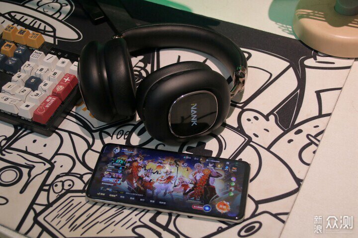 可拆卸靈動屏+千元音質，回頭率拉滿_新浪眾測