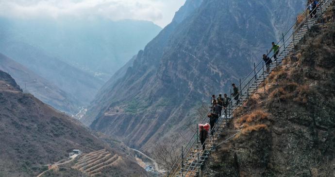 “悬崖村”的好消息！告别闭塞，人均收入5年翻番