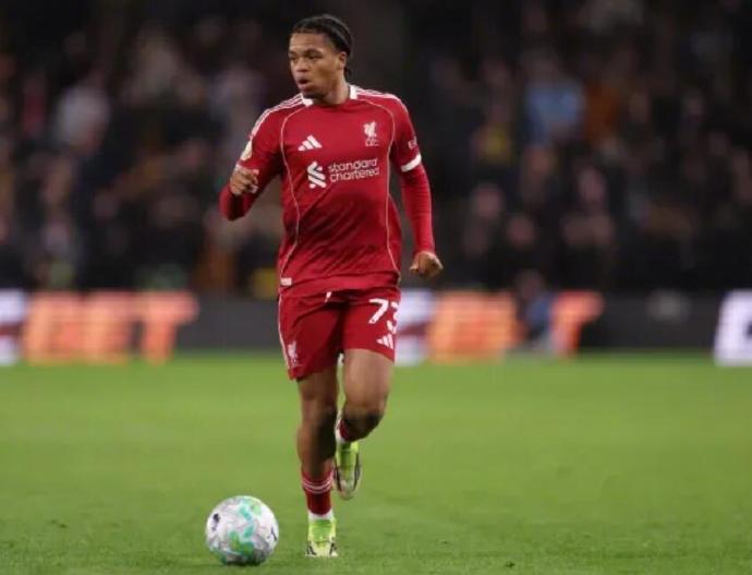 利物浦连续输给弱旅，斯洛特教练的未来悬而未决？